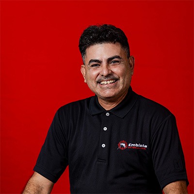 Staff de Embieste Exterminating: Ángel Gómez Lebrón