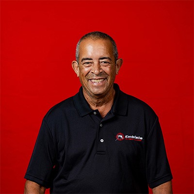 Staff de Embieste Exterminating: Víctor O. Navarro Villanueva